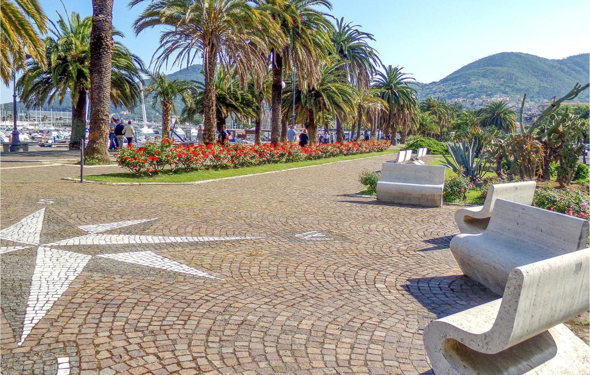 Appartamento La Casa di Emilia La Spezia Esterno foto